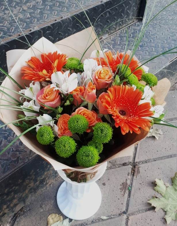 Букет цветов из: Герберы, Хризантемы, Альстромерии и Розы в Али-Бердуковском