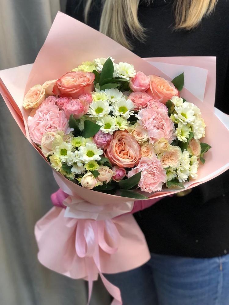 Букет цветов из: Гвоздики, Розы и Хризантемы в Али-Бердуковском