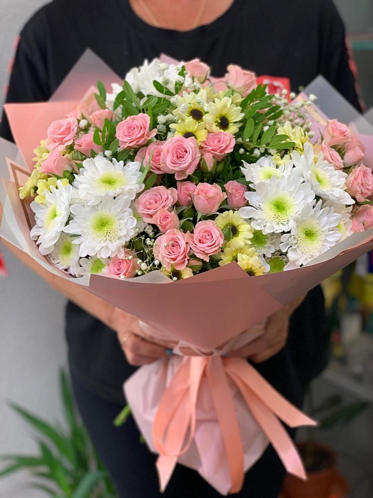 Букет цветов из: Розы и Хризантемы в Али-Бердуковском