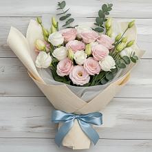 Букет цветов из:  Лизиантусы в Али-Бердуковском