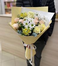 Букет цветов из:  Альстромерии, Розы и Хризантемы в Али-Бердуковском