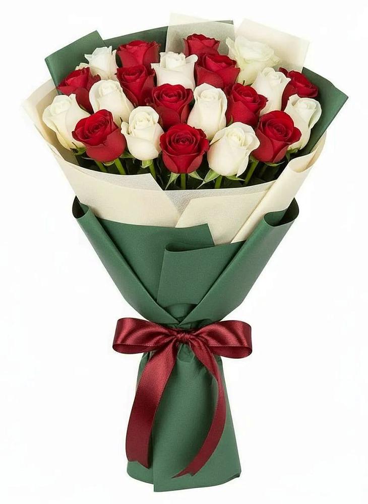 Букет Микс из красных и белых роз в Али-Бердуковском
