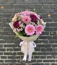 Букет цветов из:  Герберы и Хризантемы в Али-Бердуковском