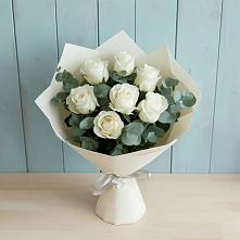 Букет Белые розы в Эвкалипте в Али-Бердуковском