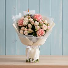 Букет цветов из:  Розы в Али-Бердуковском