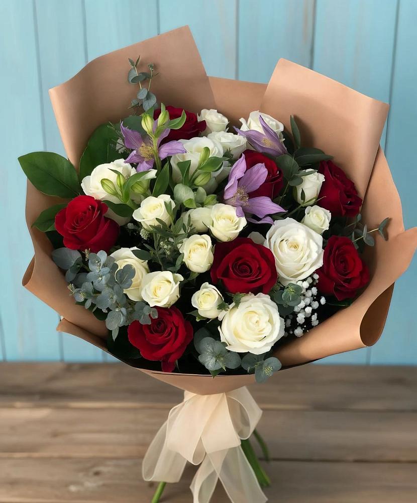 Букет цветов из: Розы и Альстромерии в Али-Бердуковском
